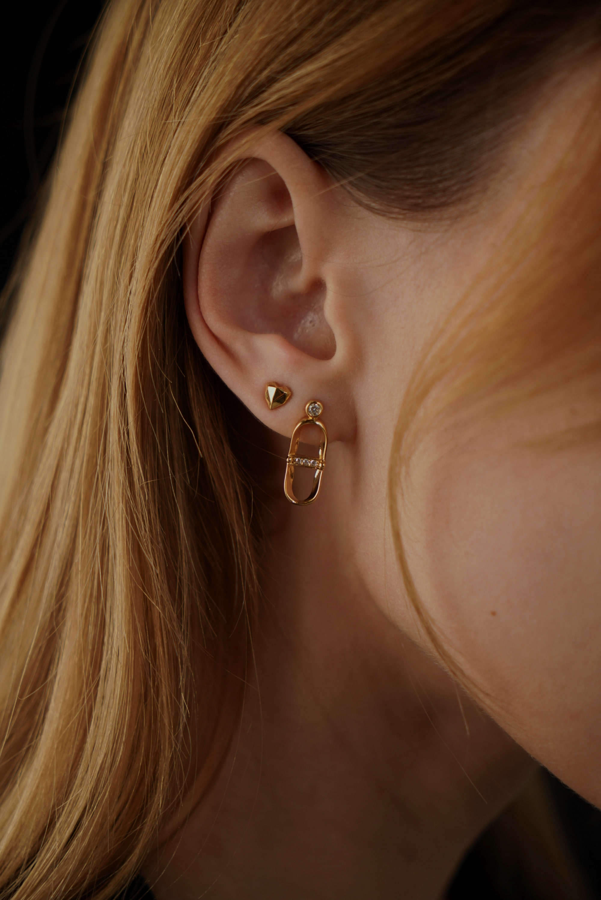 U sig. earrings #1